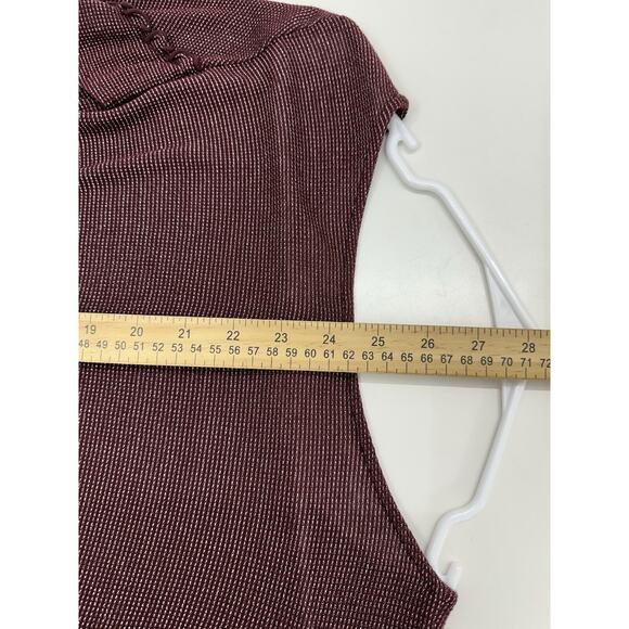 a.n.a A New Approch Womens Blouse Size Large Maroon Ruffled Sleeve Metalic Lines - Picture 8 of 9